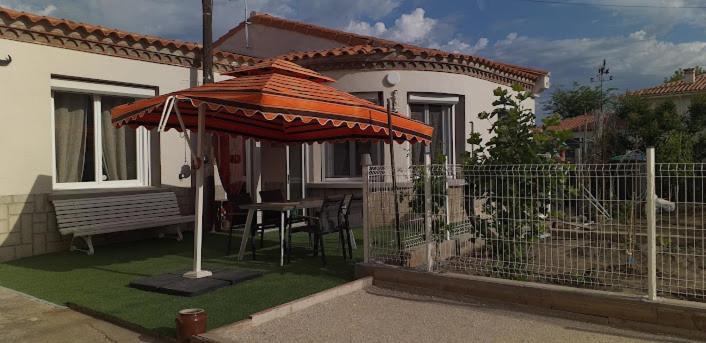La Maison Du Bonheur แซงต์-โลรองต์-เดอ-ลา-ซาลองก์ ภายนอก รูปภาพ